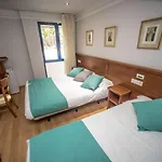 Alba Hotel 2*