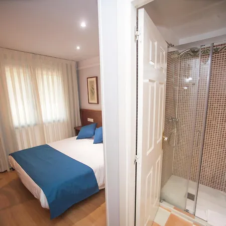 Alba Hotel 2*