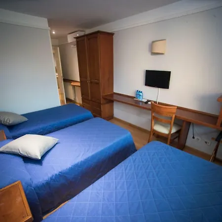 Alba Hotel 2*